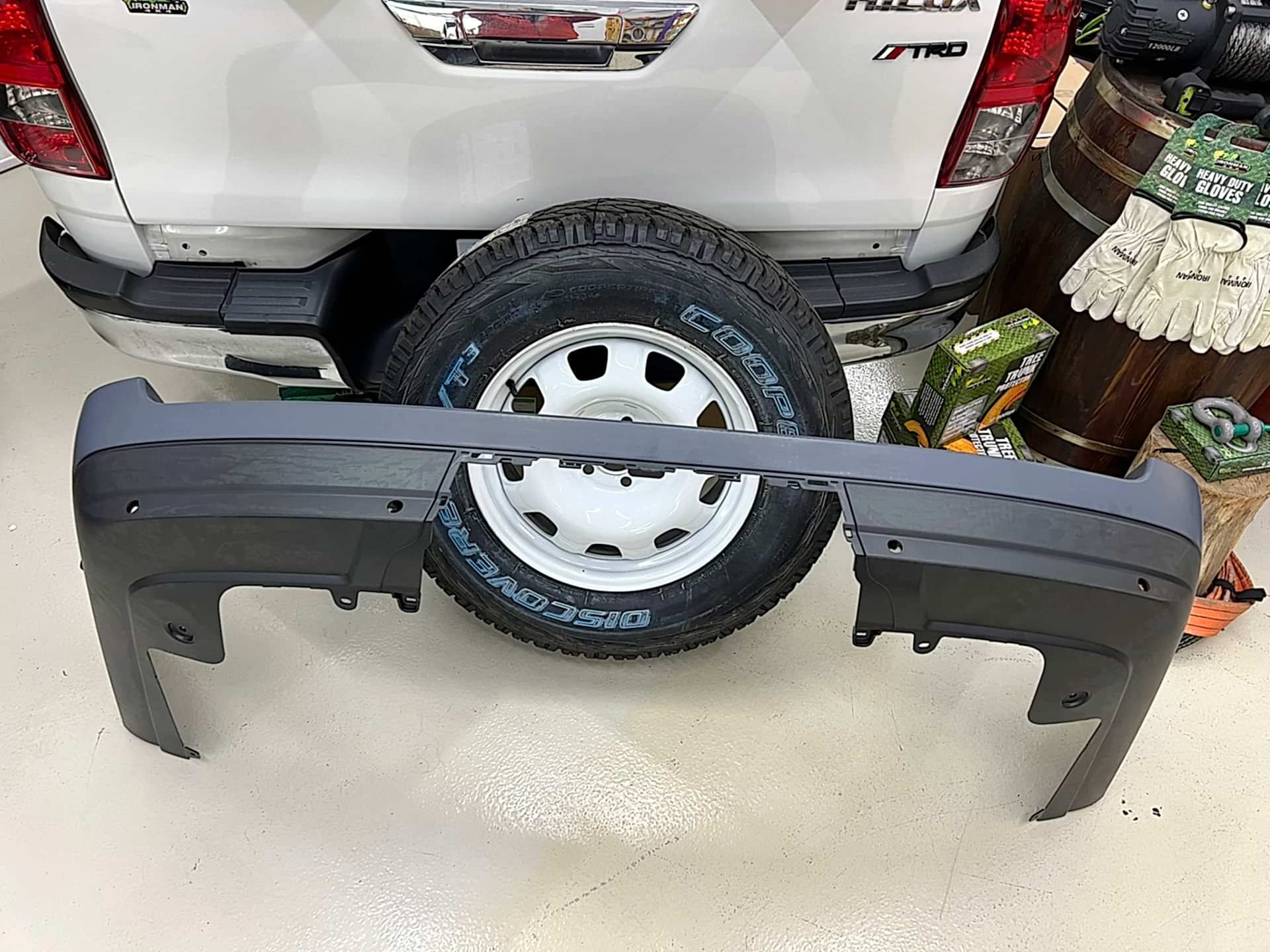 LR057290 Arka Tampon Range Rover