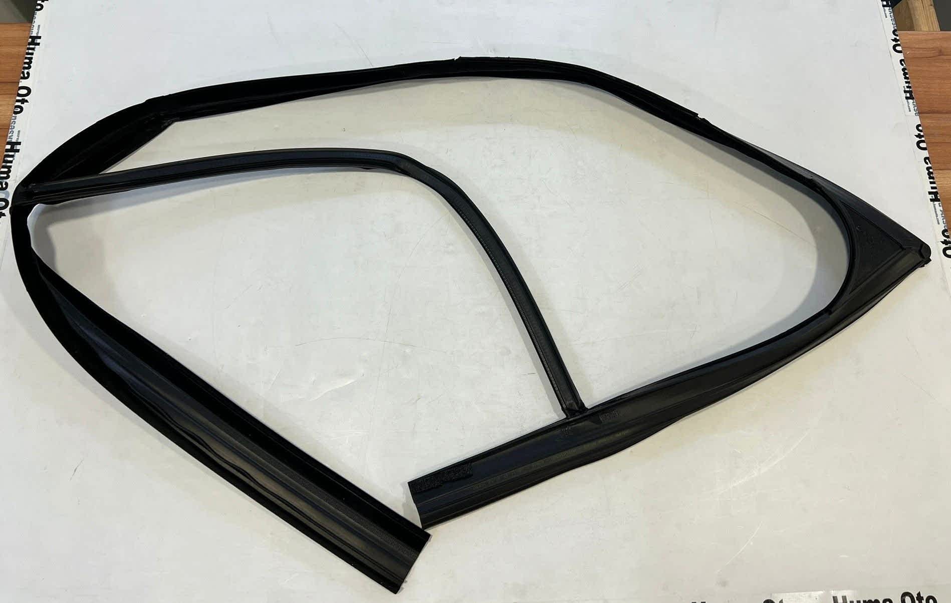 LR139505 LR126751 Kapı Fitili Dış Sağ Ön Range Rover Velar