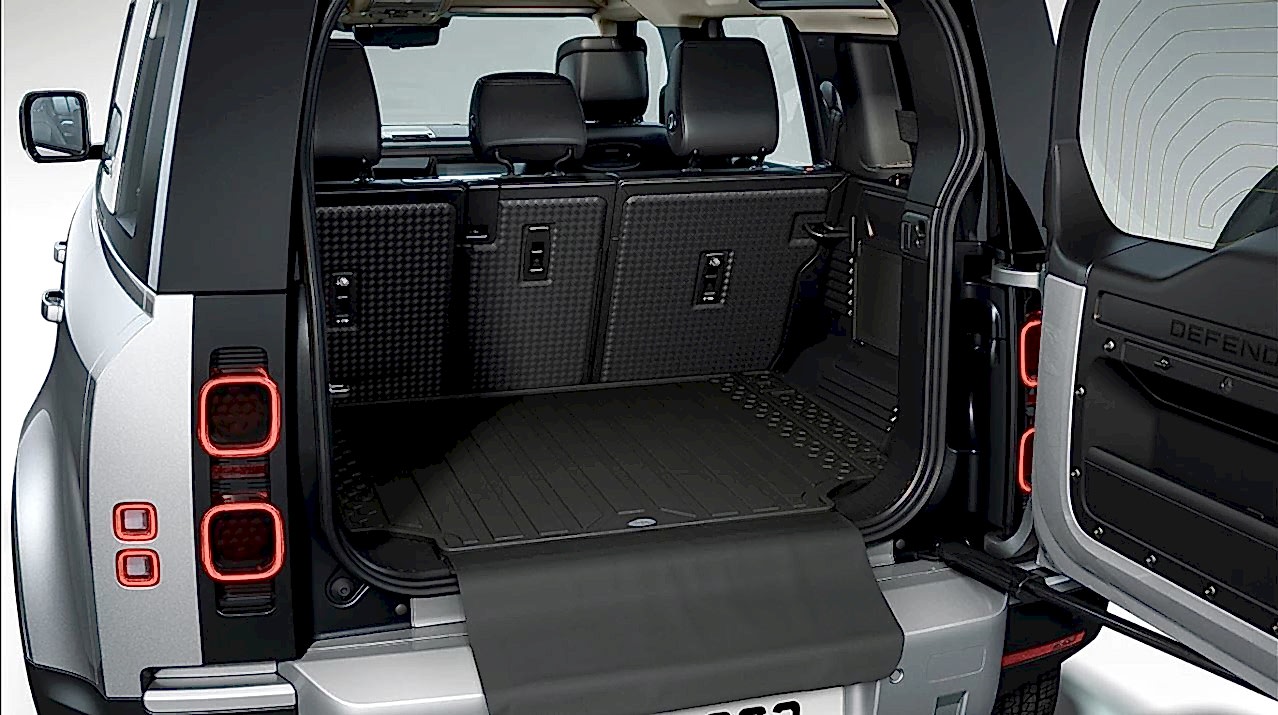 Yeni Defender 110 Bagaj Paspası VPLES0566